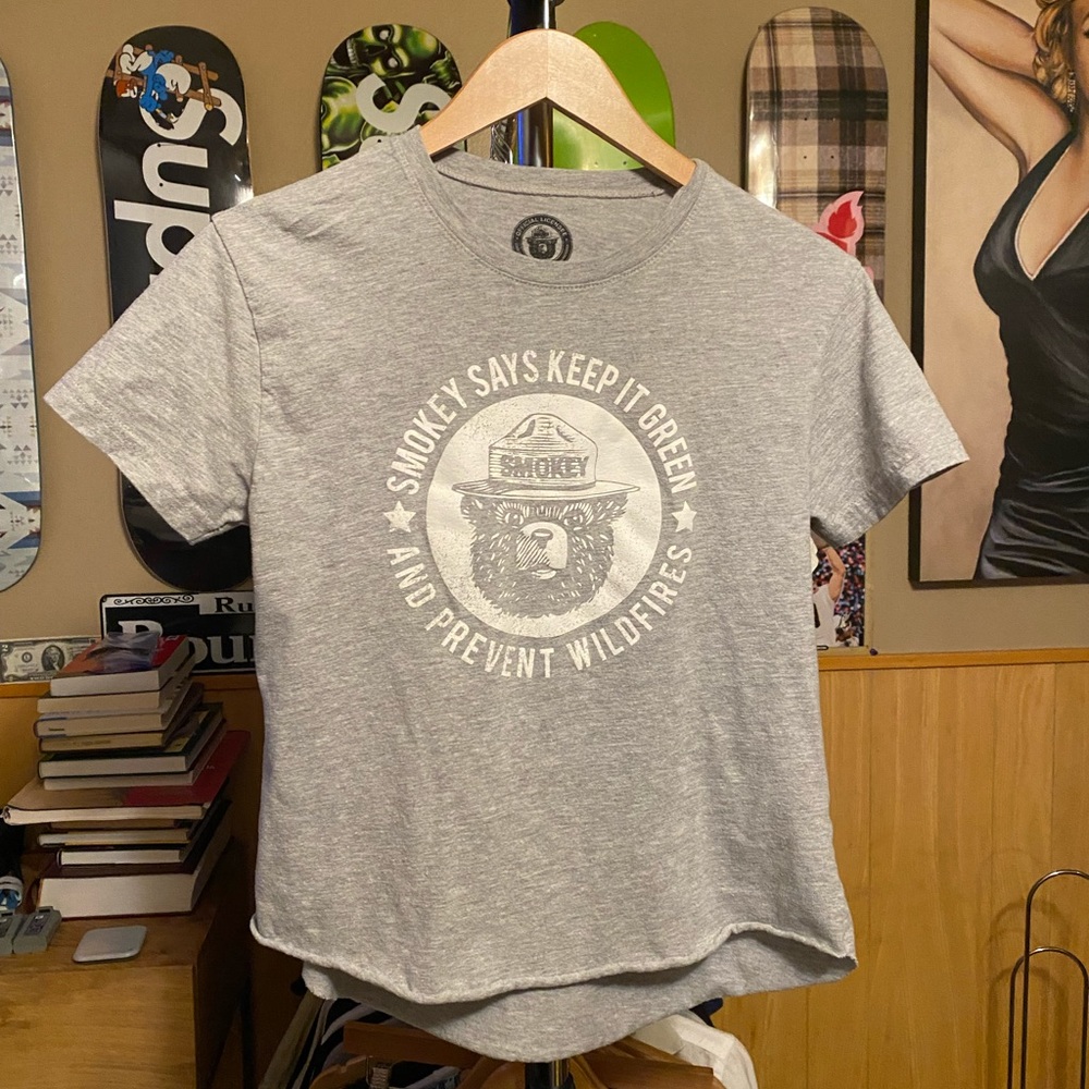 Womans Smoky the Bear only you shirt size M